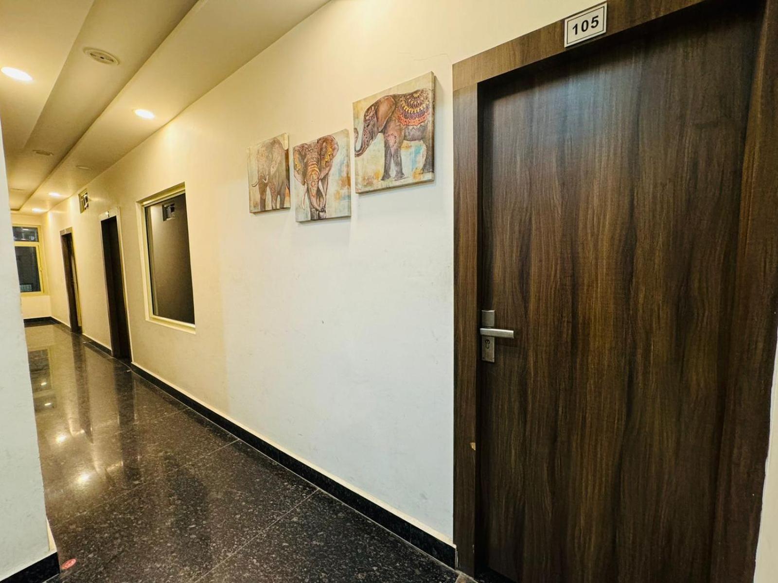 Hotel Pearl Inn Rudrapur Exteriér fotografie